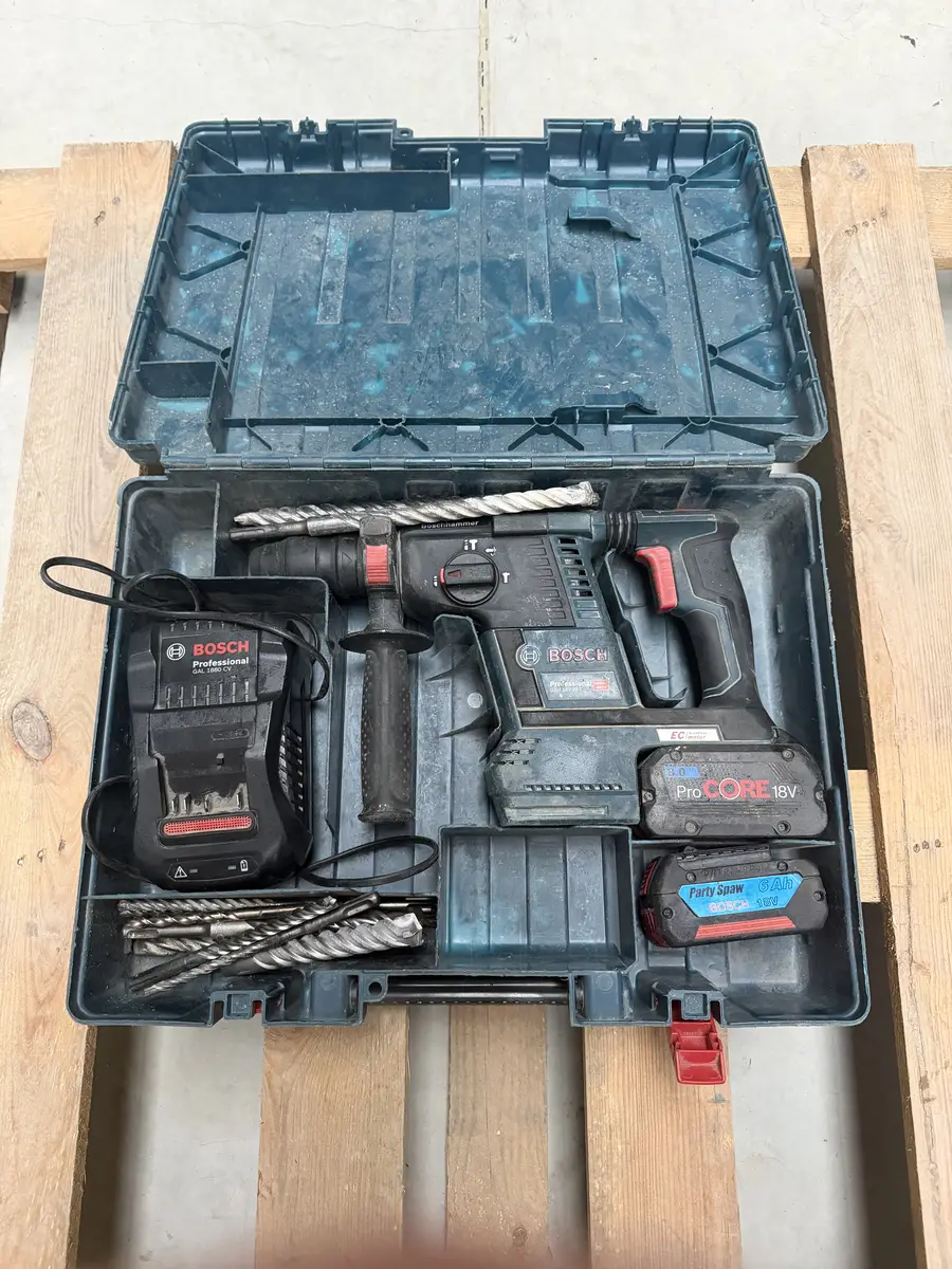 Młot udarowo-obrotowy Bosch GBH 18V-26 F