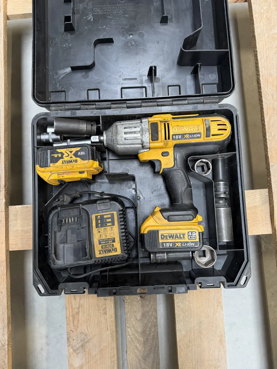 Klucz udarowy DeWalt DCF889 18V XR 1/2 cala
