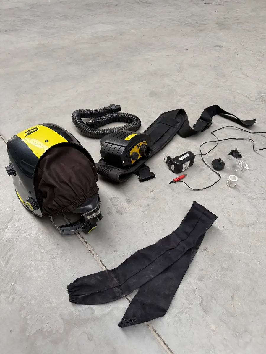 Zestaw ochronny ESAB Warrior Tech Eco Air z osłonami głowy i szyi