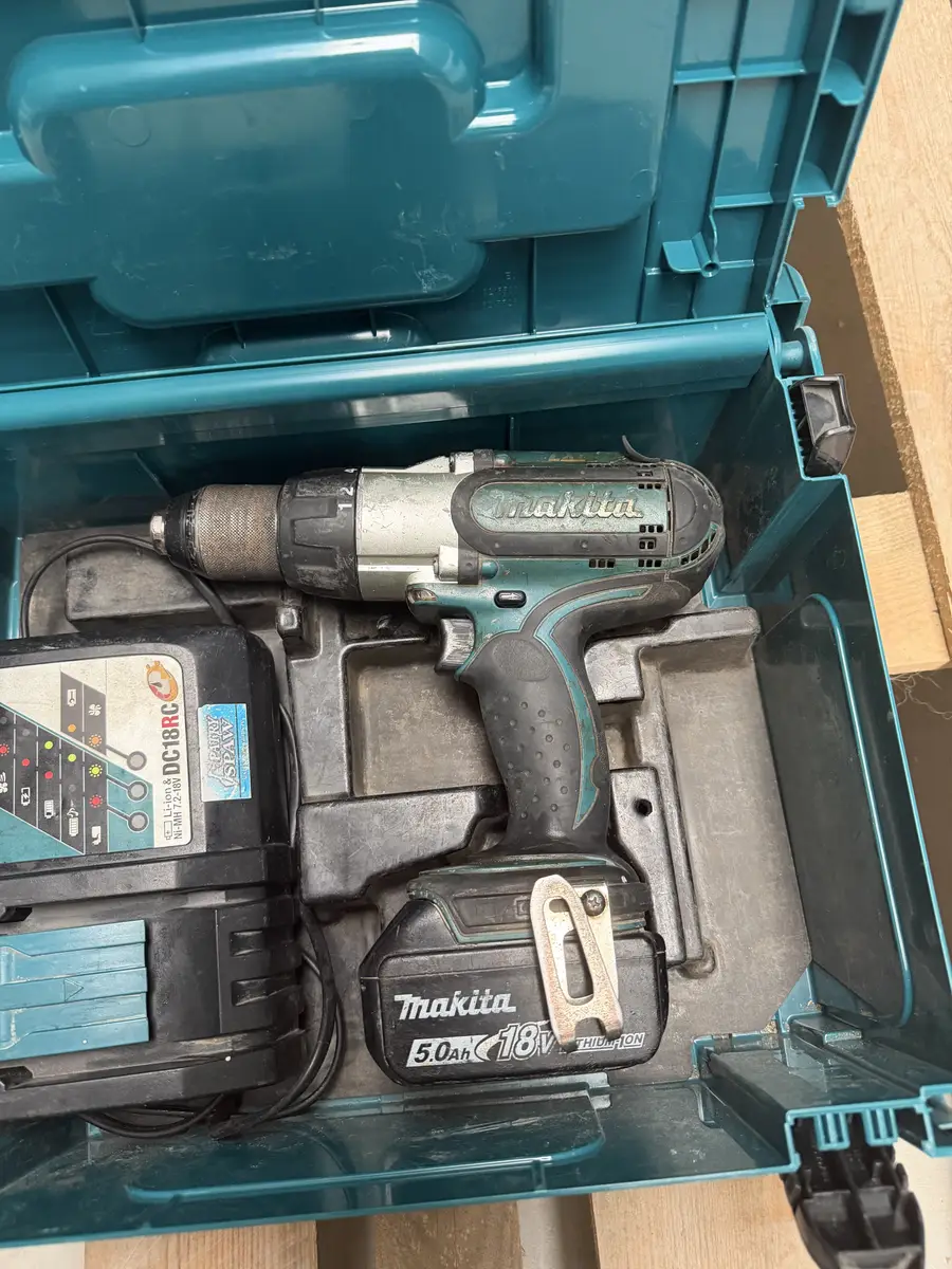 Makita DHP451 18 V z akumulatorem 5,0 Ah
