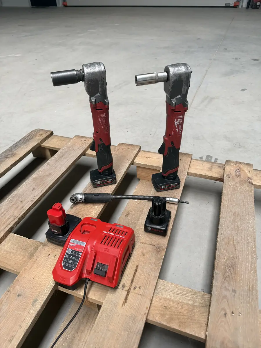 Zestaw kątowych kluczy udarowych Milwaukee M12 FUEL