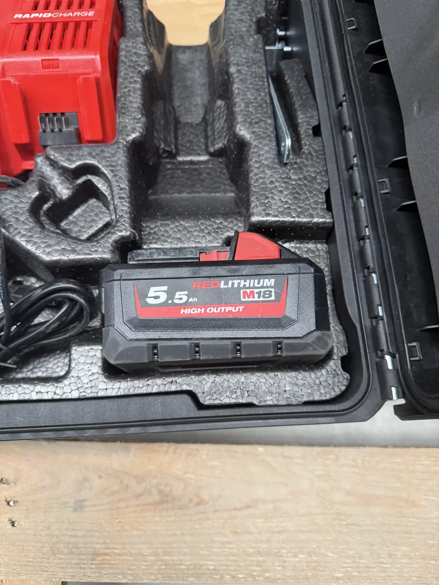 Akumulator Milwaukee M18 REDLITHIUM HIGH OUTPUT 5,5 Ah