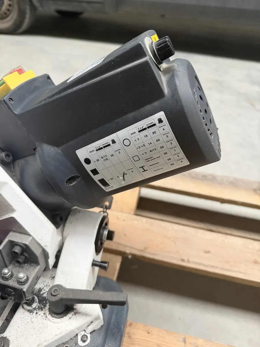Tabela ustawień prędkości taśmy przecinarki Optimum OPTIsaw S 131 GH