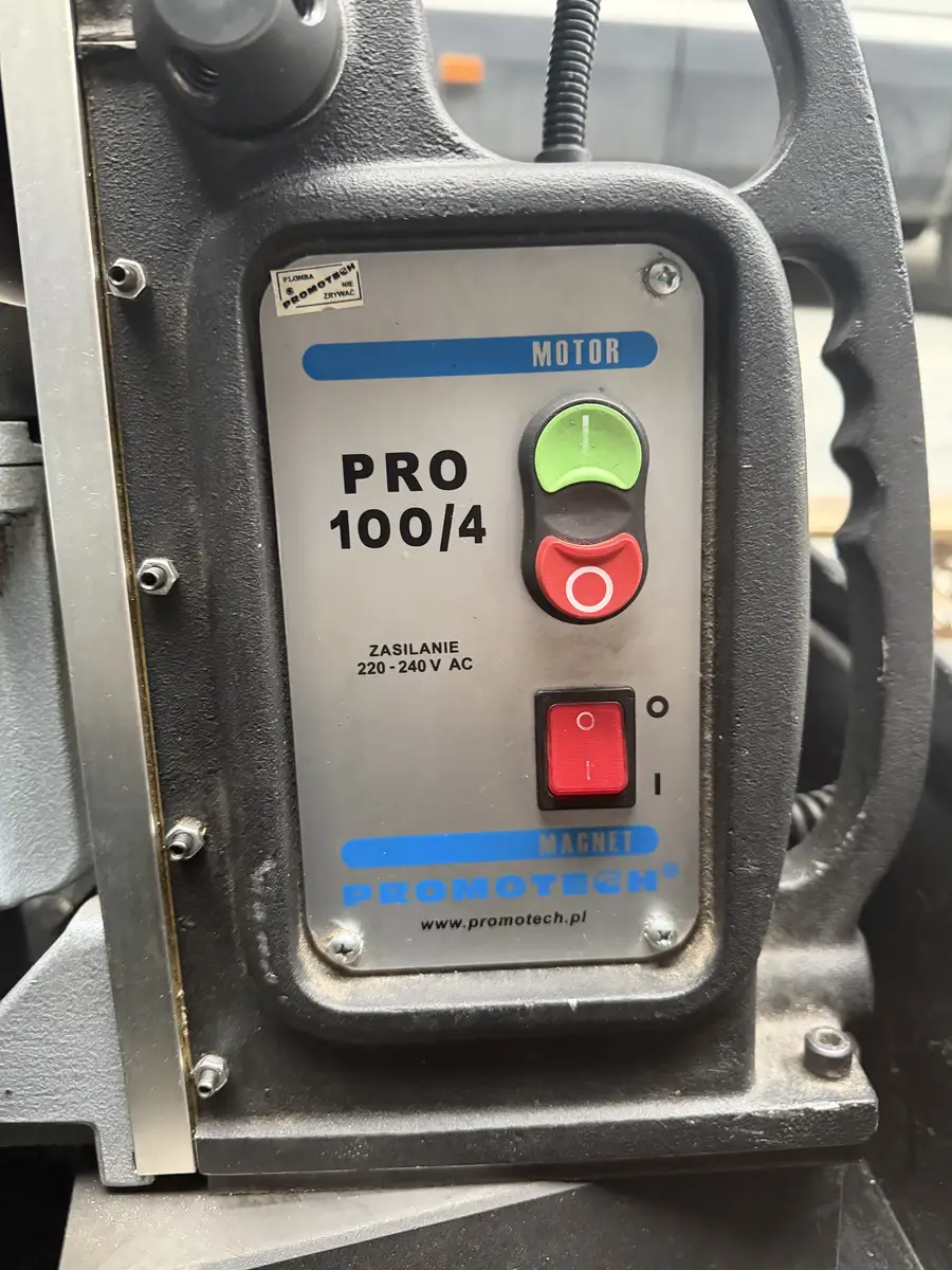 Przyciski silnika oraz włącznik elektromagnesu Promotech PRO 100/4