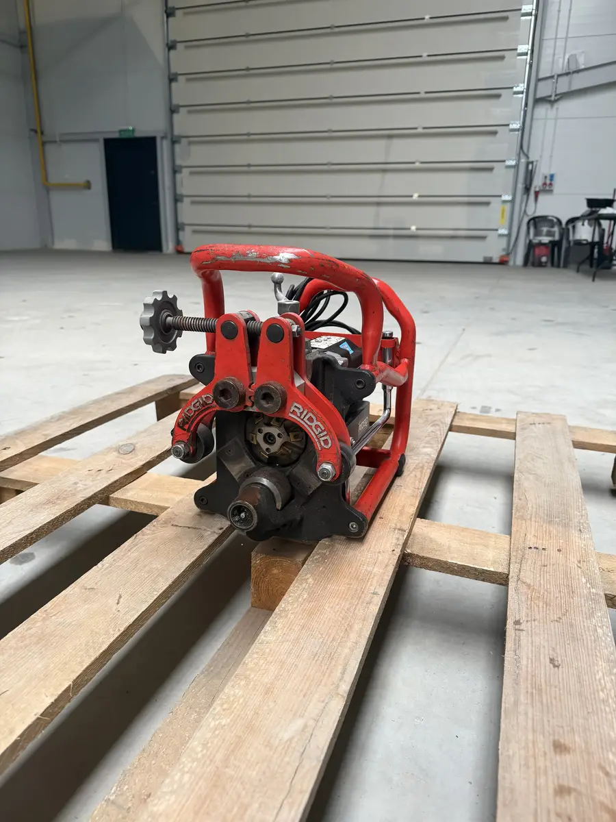 Napęd do gwintowania rur RIDGID 300 Power Drive