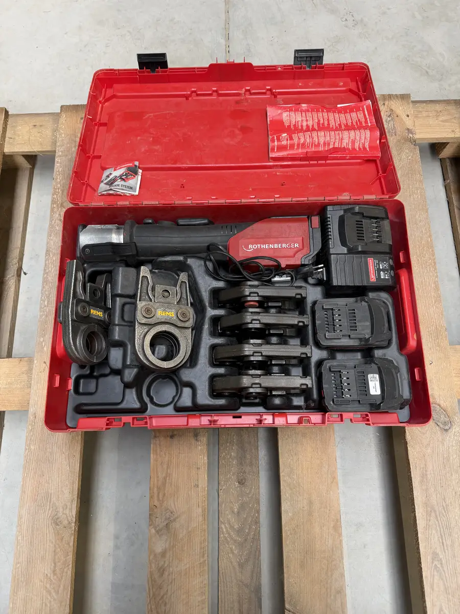 Zaciskarka akumulatorowa Rothenberger ROMAX 4000 U16-U50