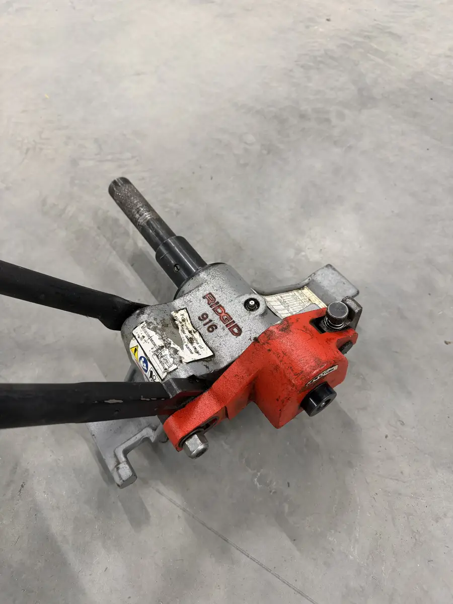 Korpus i oznaczenie modelu RIDGID 916