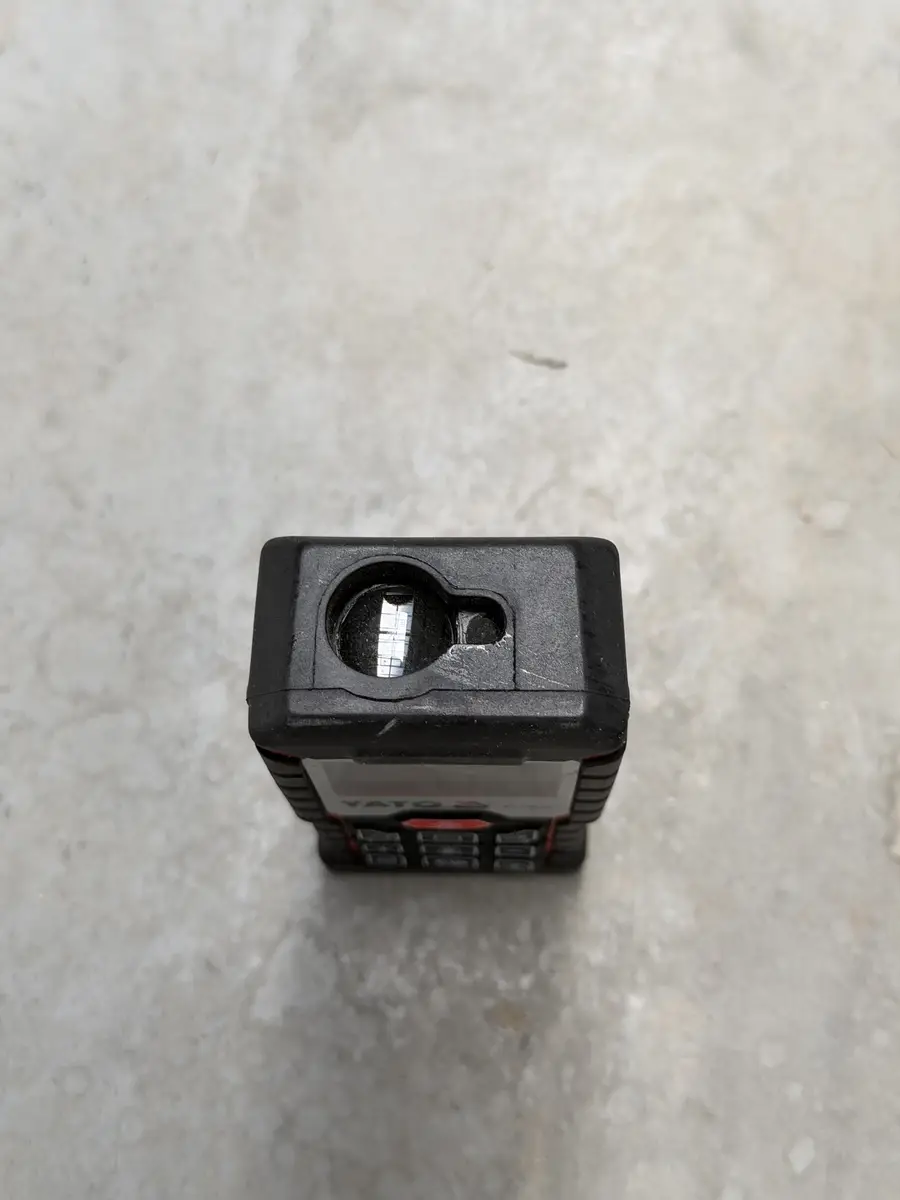 Otwór lasera dalmierza YATO YT-73125