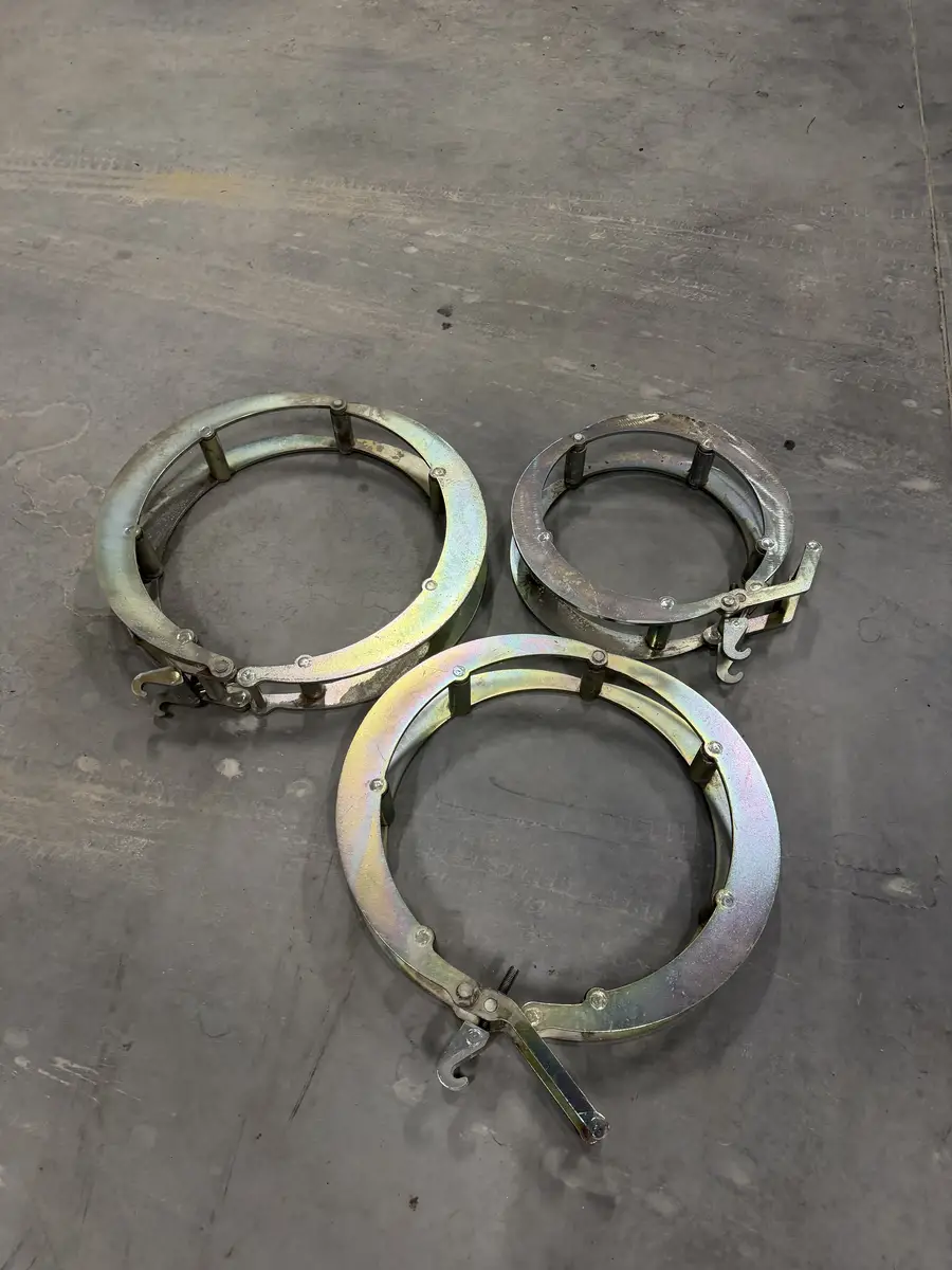 Centrowniki typu cage clamp w trzech rozmiarach do dużych rur
