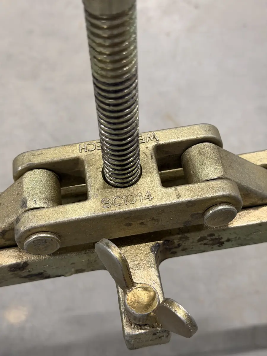 Kuty korpus i śruba dociskowa zacisku WELD-TECH SC1014